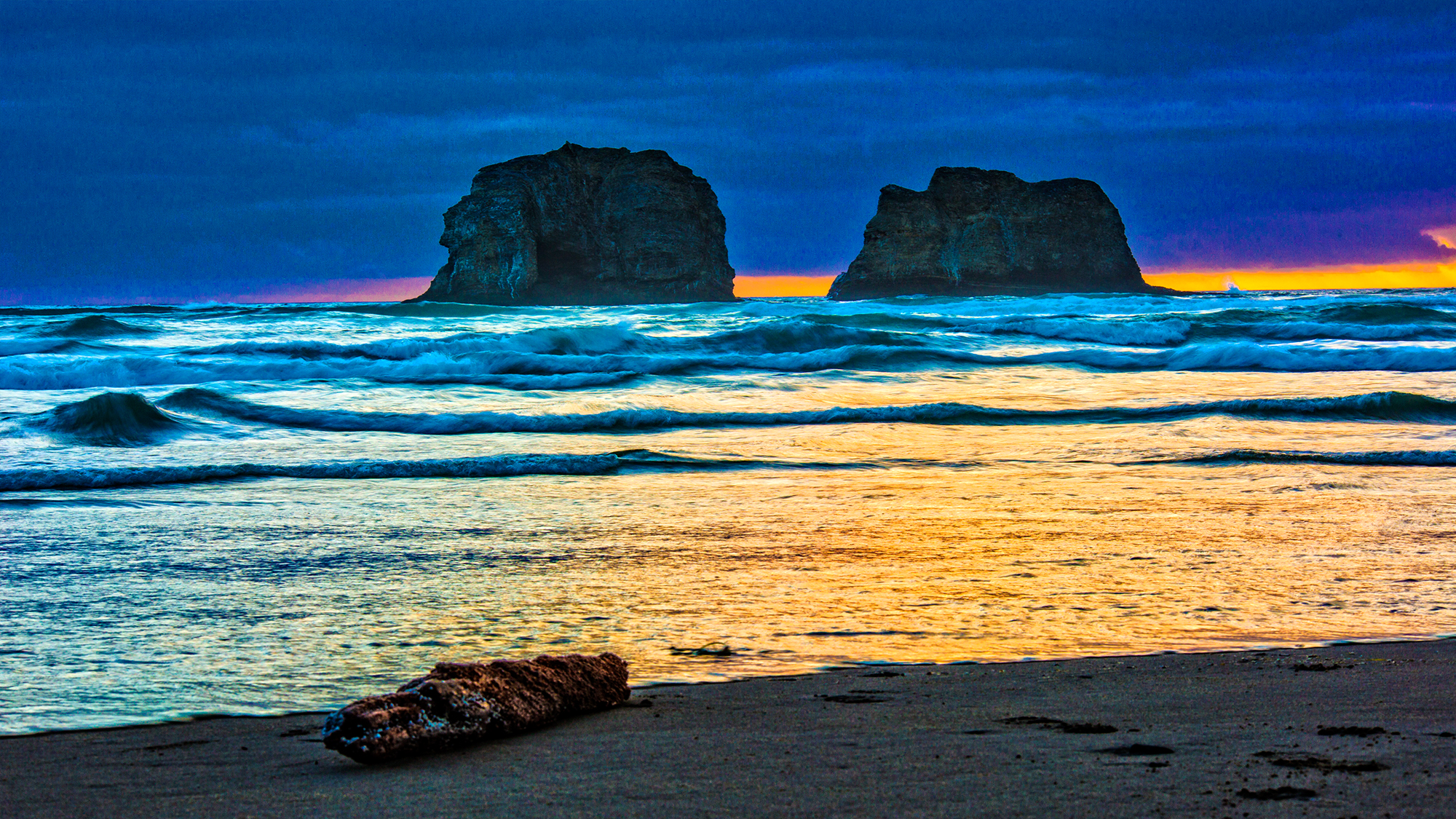 Dusk at Rockaway Beach